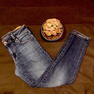 American Eagle Midrise Short Skinny Jeans